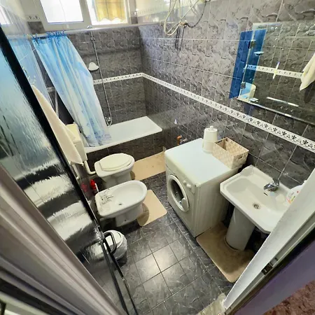 Lägenhet Central Shkoder Apartment *